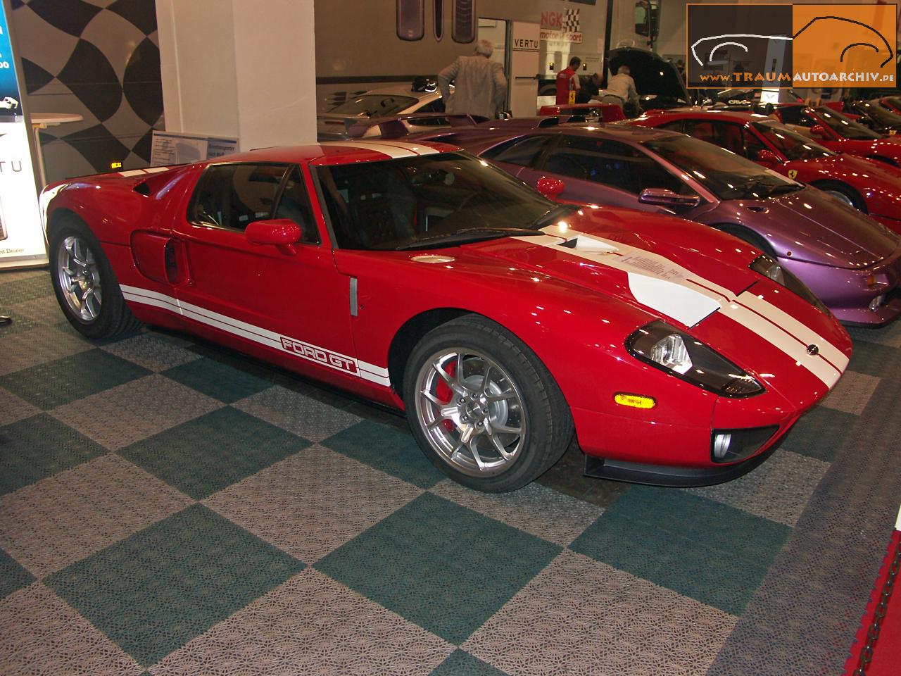 F1 Ford GT '2005 (3).jpg 204.7K